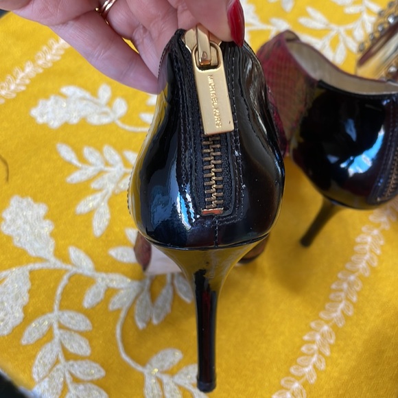 Michael Kors Red Snakeskin Heels 🐍 - Picture 2 of 2